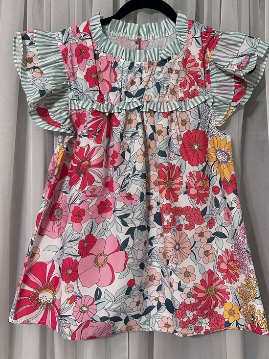 Tops - NWOT Pink Floral Green White Stripe Ruffle Sleeve Top